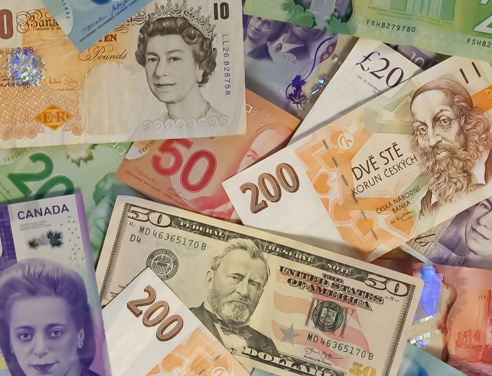 BANCA À DISTÂNCIA E AS NOVAS CLÁUSULAS DOS CONTRATOS DE ADESÃO BANCÁRIA
