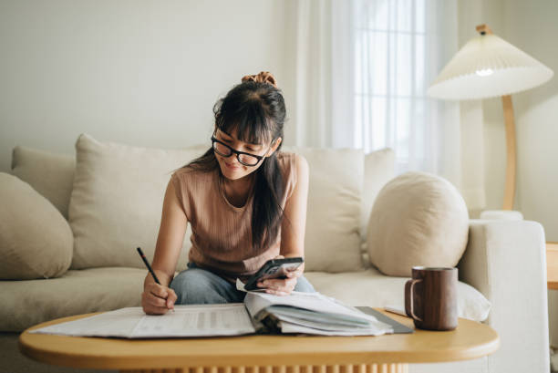 Smart investing leads to financial success?>